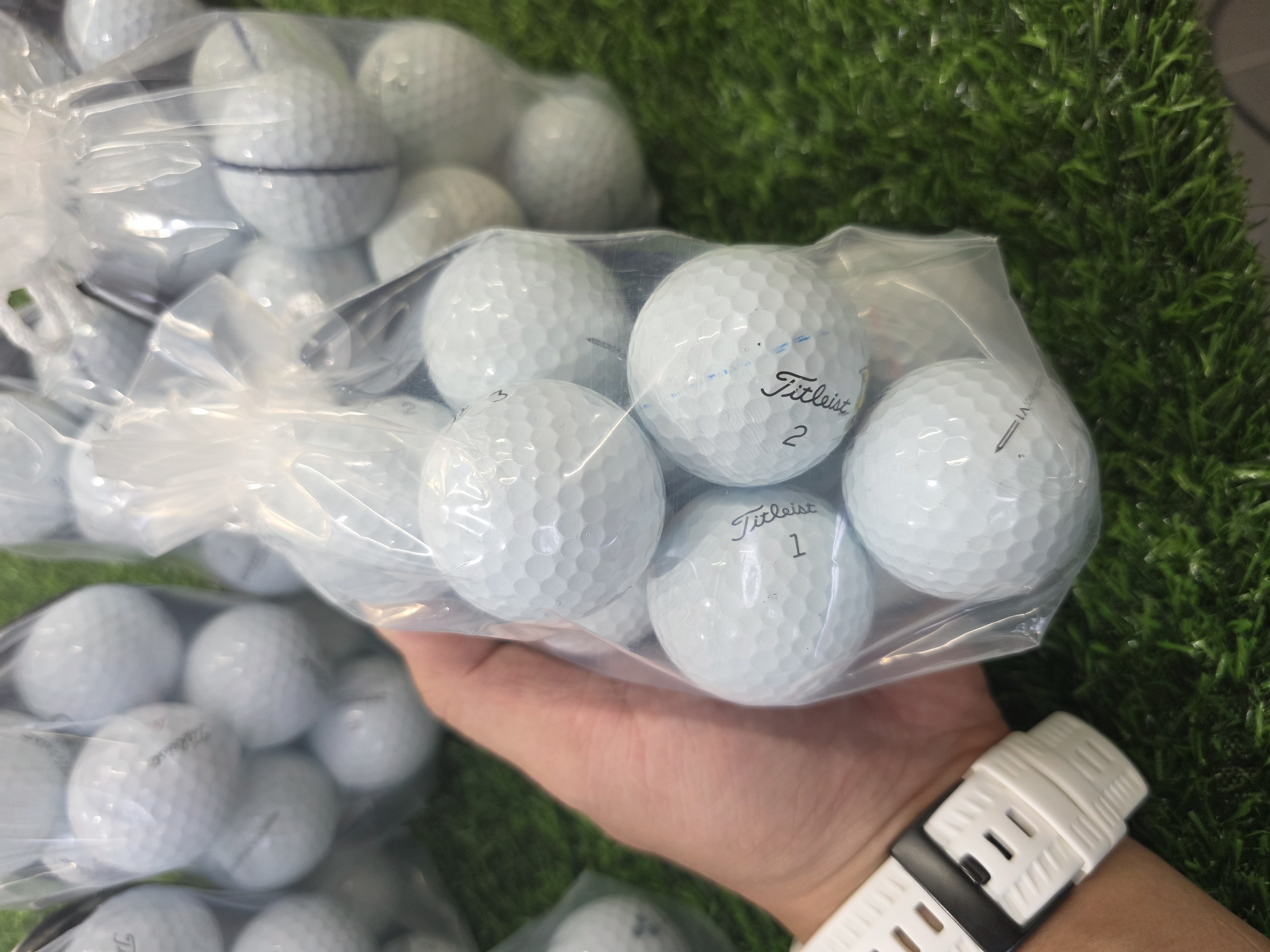 Titleist Used Golf Balls B+ Grade