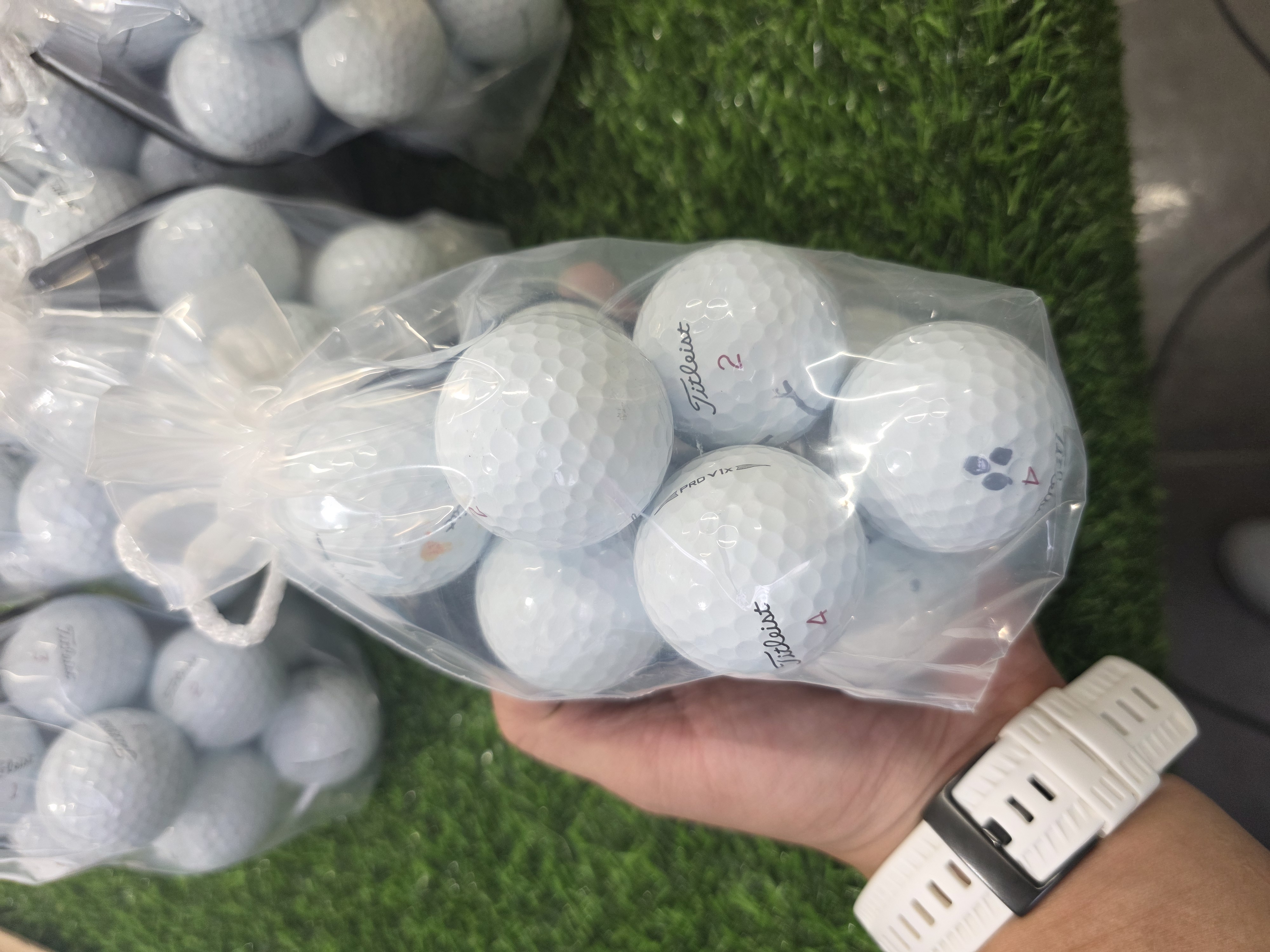 Titleist PRO V1 and PRO V1x Used Golf Balls